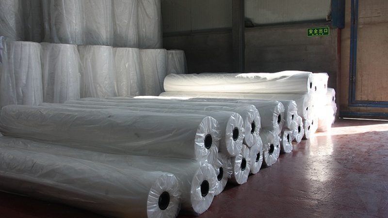 SBS防水卷材与自粘卷材：性能对比与适用场景分析