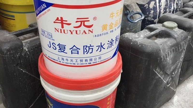 潮湿天气刷防水涂料可以吗